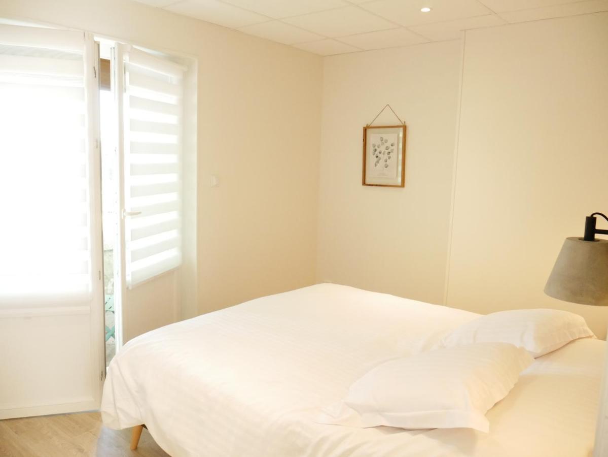 Appartement Avec Chambre - Entree Spa Incluse Bourbon-Lancy Εξωτερικό φωτογραφία